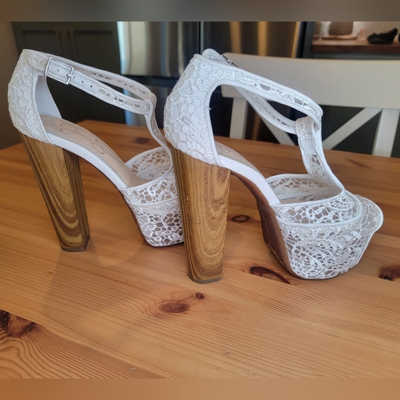 Jessica Simpson Lace Platforms ~ 7 - Picture 9 of 11